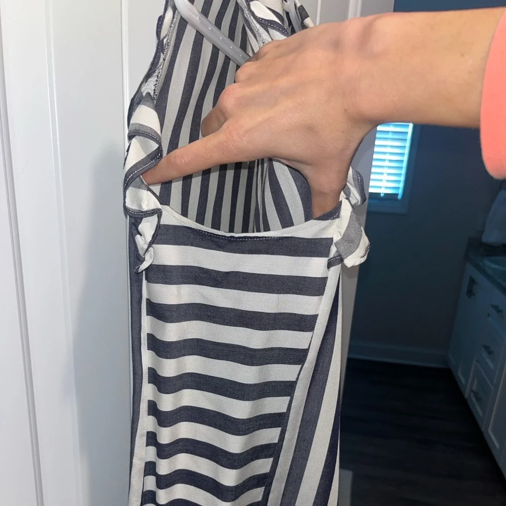 Evereve BB Dakota Seas The Day Navy & White Striped Button Down Tank Top Size L - Picture 11 of 11